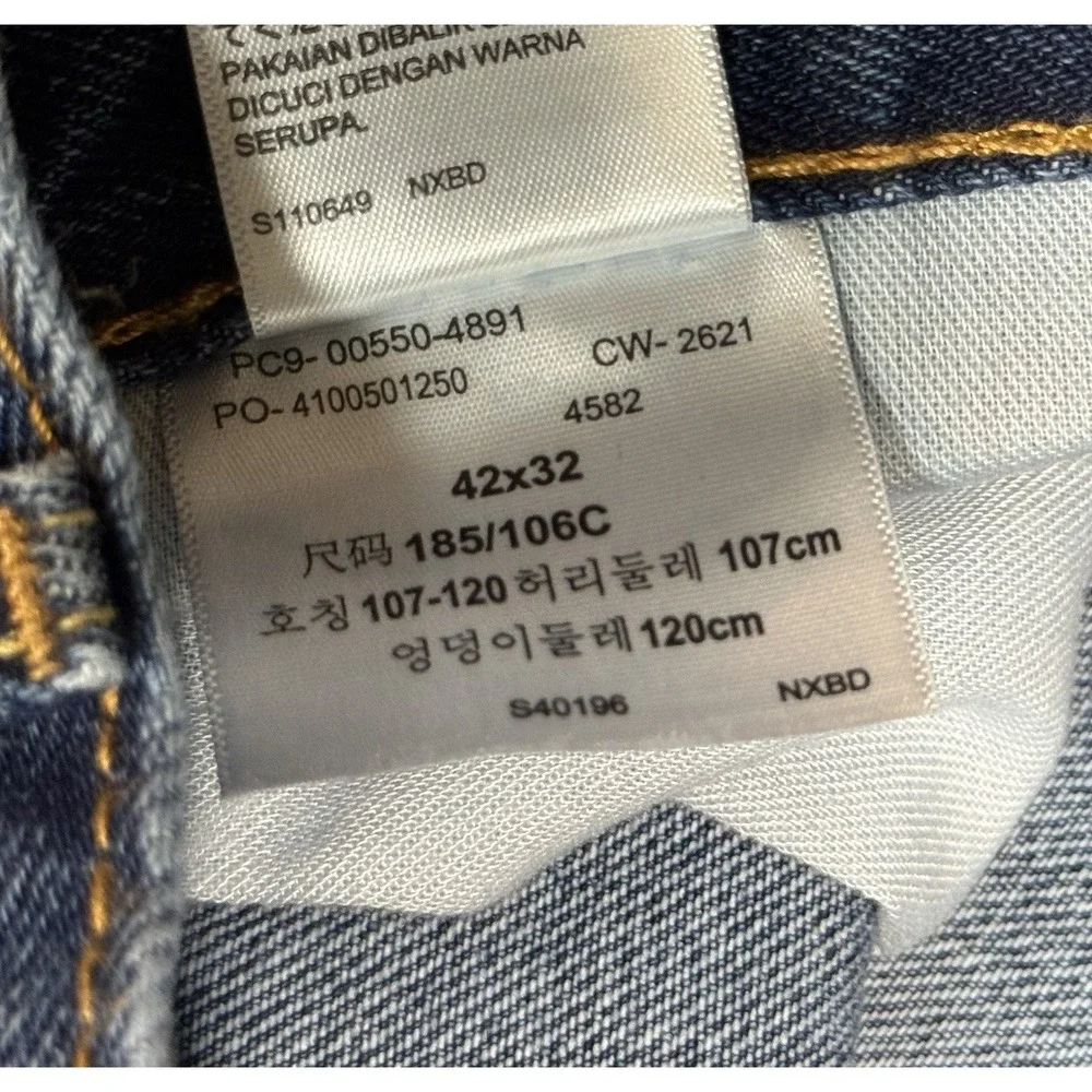 Levis 550 Relaxed Fit Jeans Men Size 42x32 Straight Leg Medium Wash Denim Casual